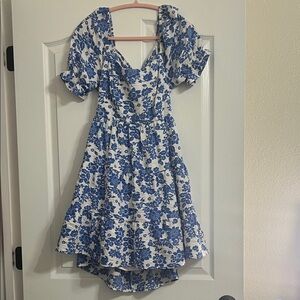 Chic Blue and White Floral Dress